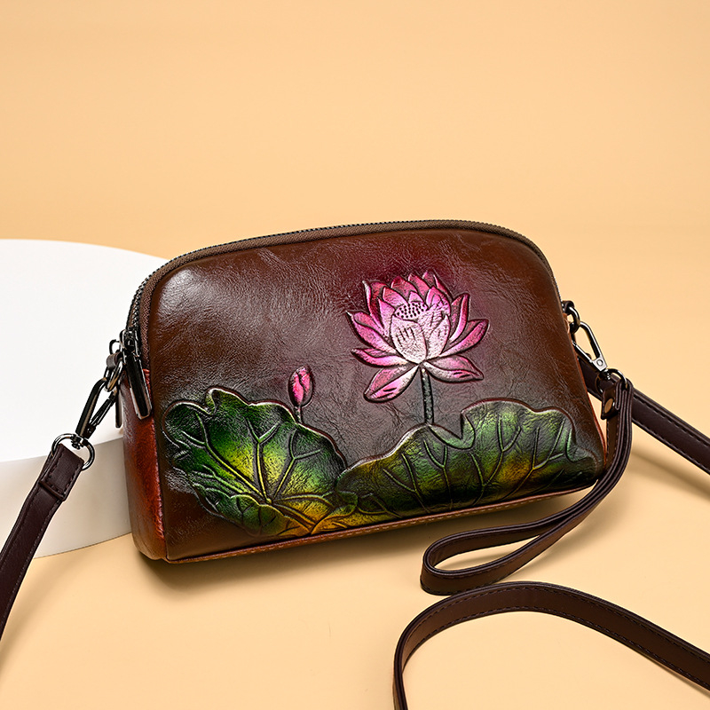 2026 etnički stil retro reljefna tekstura ženska torba, crossbody torba u nacionalnom stilu, elegantna i svestrana