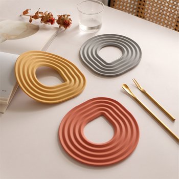 Covoraș din silicon pentru izolație termică la masă — covoraș geometric pentru oale, farfurii și cești