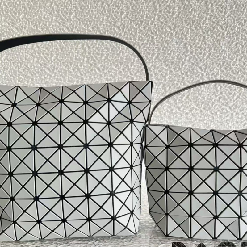 BAOBAO Ljeto 2025 Geometrijska šarena torba hobo s oblicima Crescent, baguette i bucket, boja povrćno plava
