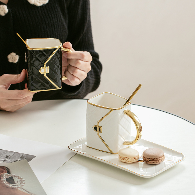 Set ceramic de cești de cafea cu farfuriu pentru ceaiul de după-amiază, stil european de lux, rafinat, inspirație britanică