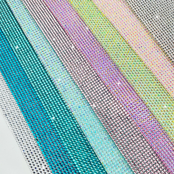 3 mm rhinestones od smole, ravno stražnje s ljepilom na stražnjoj strani, za DIY dodatke za torbe i odjeću
