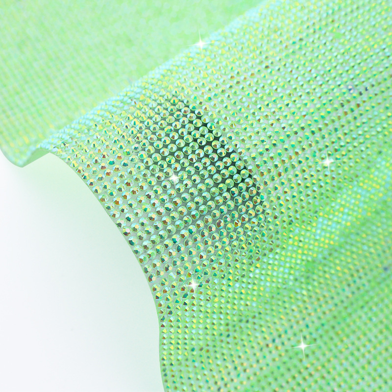 3 mm rhinestones od smole, ravno stražnje s ljepilom na stražnjoj strani, za DIY dodatke za torbe i odjeću