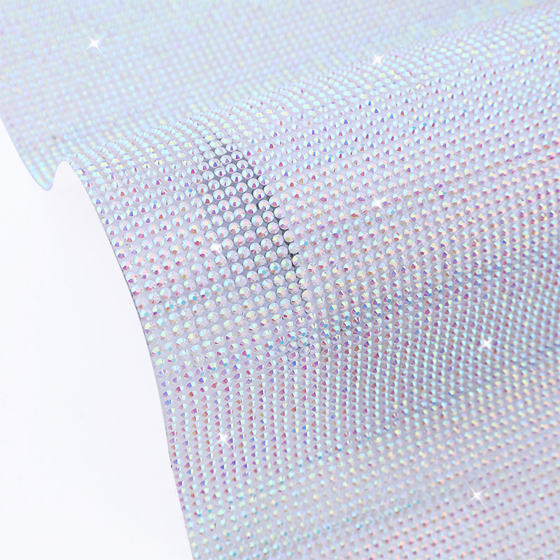 3 mm rhinestones od smole, ravno stražnje s ljepilom na stražnjoj strani, za DIY dodatke za torbe i odjeću
