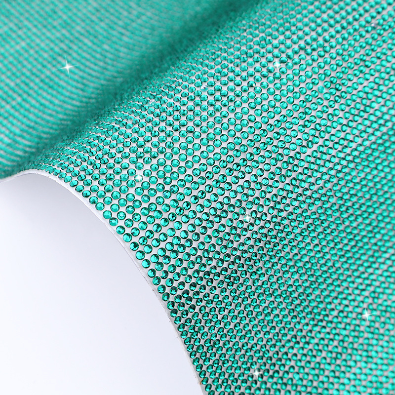 3 mm rhinestones od smole, ravno stražnje s ljepilom na stražnjoj strani, za DIY dodatke za torbe i odjeću