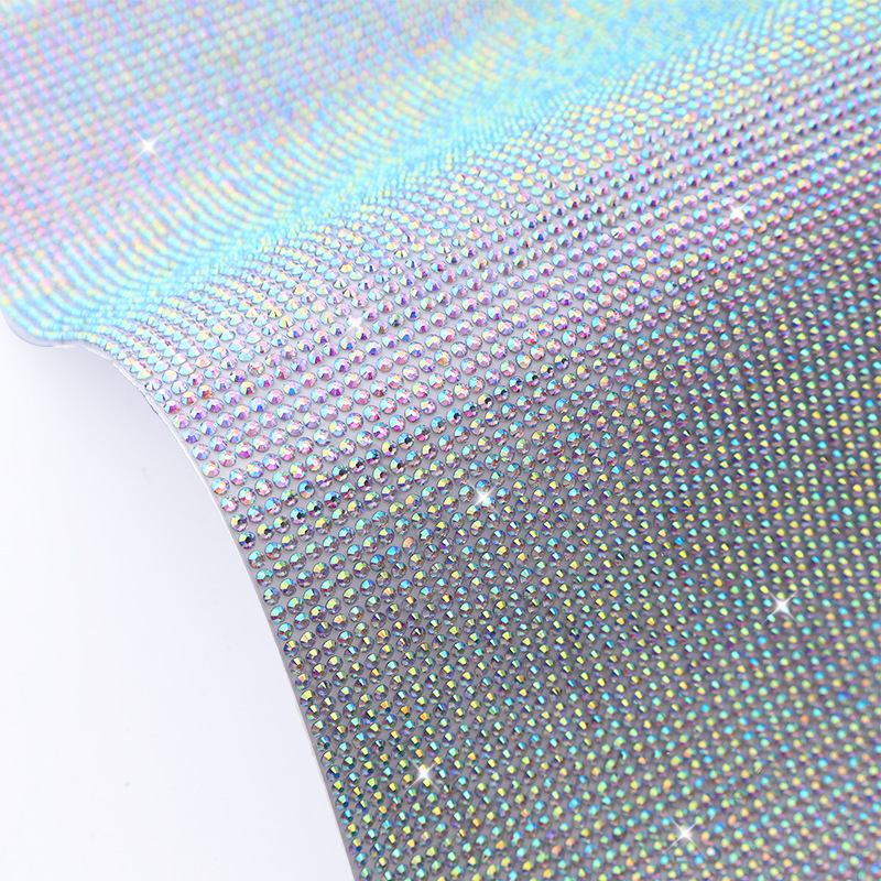 3 mm rhinestones od smole, ravno stražnje s ljepilom na stražnjoj strani, za DIY dodatke za torbe i odjeću