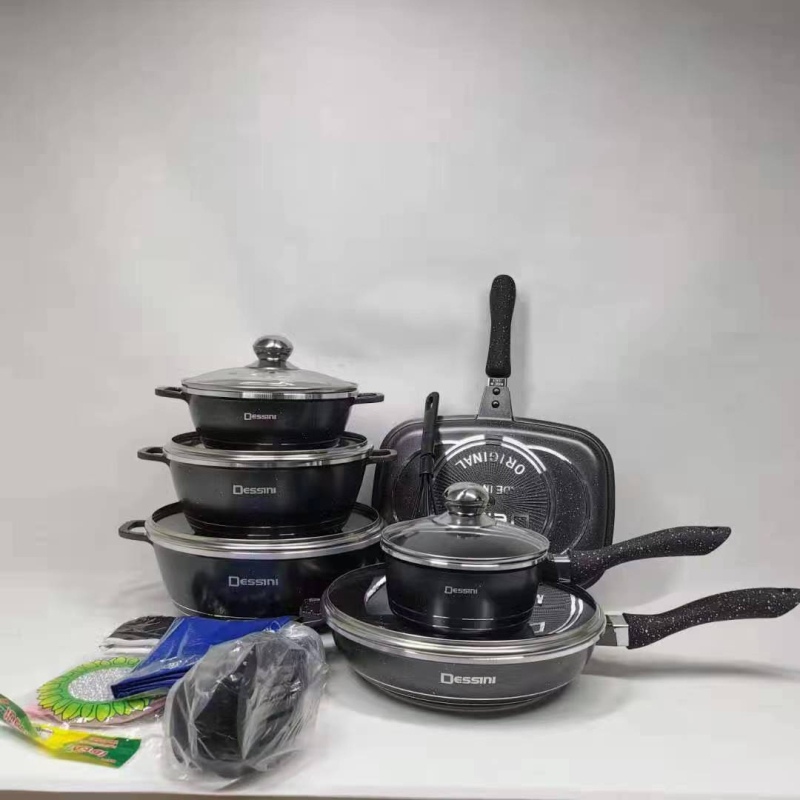 Dessini set de vase din aluminiu turnat, 23 piese, cu strat de Maifan și suprafețe antiaderente