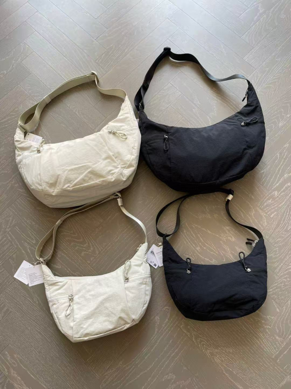 Slouchy Sling Croissant torba, crossbody za žene, 6L mala i 13L velika dumpling stil torba, svakodnevna torba za rame