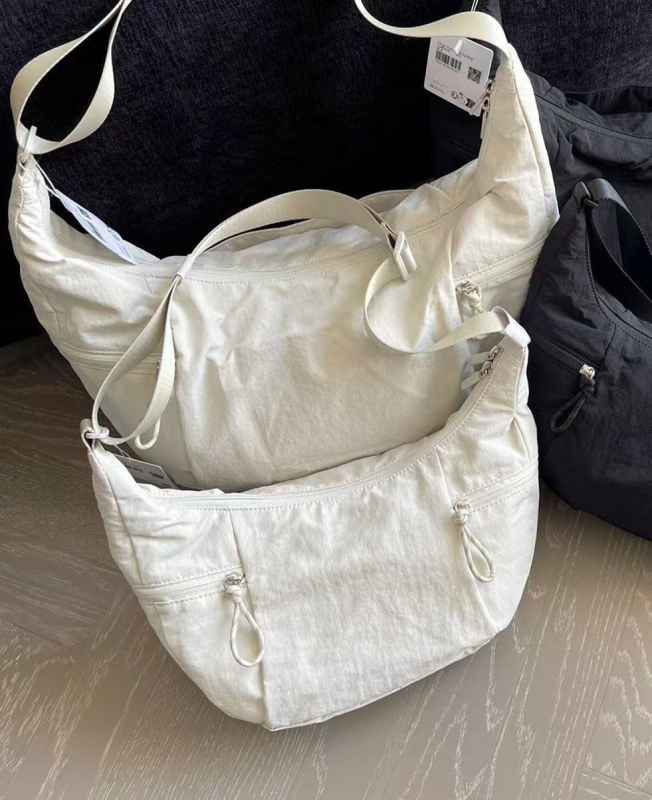 Slouchy Sling Croissant torba, crossbody za žene, 6L mala i 13L velika dumpling stil torba, svakodnevna torba za rame