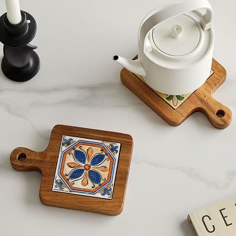 Set ceramic pentru masă: plăci și suporturi ceramice, izolație termică, protecție împotriva arsurilor, pentru oale, supe, cești, farfurii