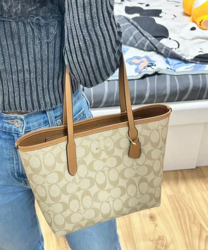City23 tote torba s monogramom, magnetska kopča, velika kapaciteta, torba za nošenje u ruci i na rame za žene