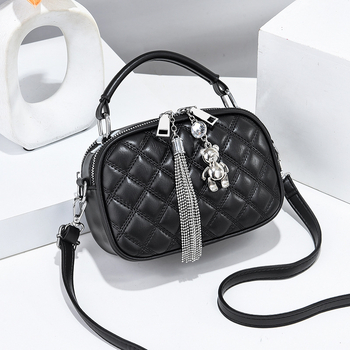 Ženska mala torbica s dijamantnim uzorkom i resicama, okruglog oblika, PU koža, za nošenje preko ramena ili crossbody (model 2024)