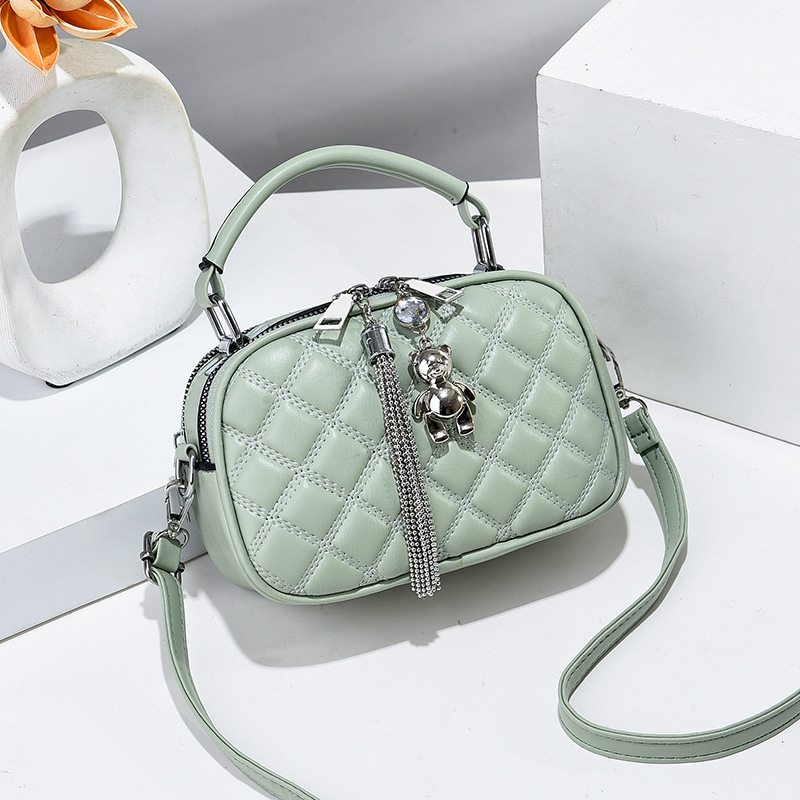 Ženska mala torbica s dijamantnim uzorkom i resicama, okruglog oblika, PU koža, za nošenje preko ramena ili crossbody (model 2024)