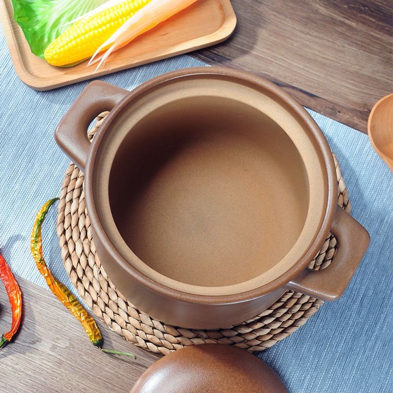 Oală de gătit ceramică neglazurată, pentru aragaz, 3,1–4 L, rezistentă la temperaturi înalte, stil tradițional.