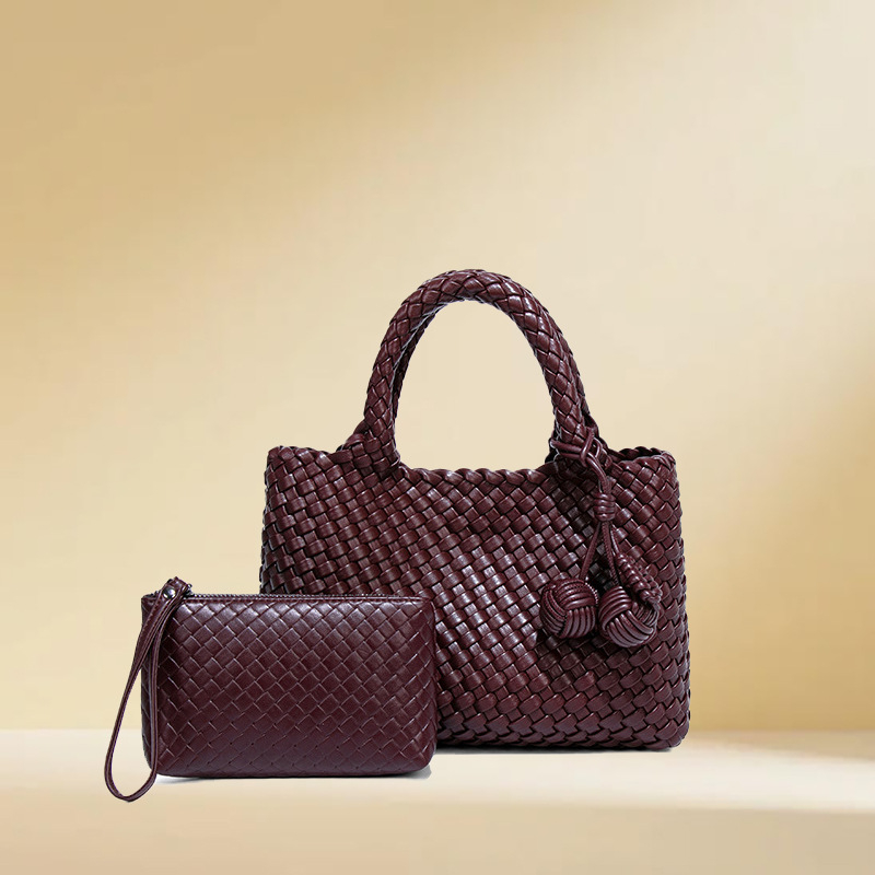 Ženska ručno pletena košarasta torba, lagani luksuz, casual stil, s mogućnošću nošenja u ruci, preko ramena ili crossbody