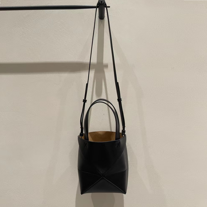 Sklopiva kožna tote torba s geometrijskim dizajnom, ženska bucket torba s jednim naramenicom