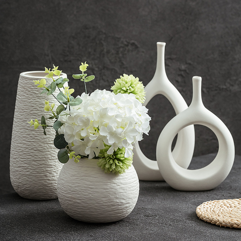 Vază ceramică minimalistă pentru flori uscate, decor modern pentru casă