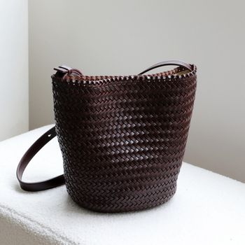Ženska ručno tkana torba tip bucket, nišnog visokokvalitetnog casual stila, francuski retro dizajn, za svakodnevnu upotrebu, remen za rame ili crossbody