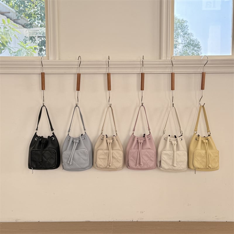 Ženska teksturirana mini bucket torbica od PU kože, kvilting uzorak, 2026 nova moda za svakodnevno nošenje, torba za ručno nošenje i crossbody