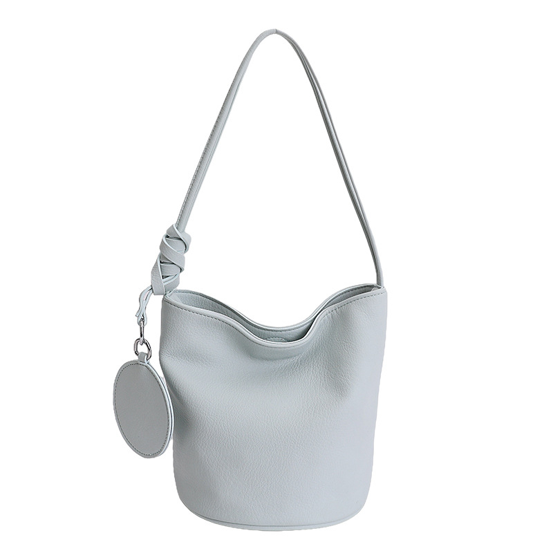 Ženska retro bucket torba za rame, model 2026, velik kapacitet, teksturiran dizajn