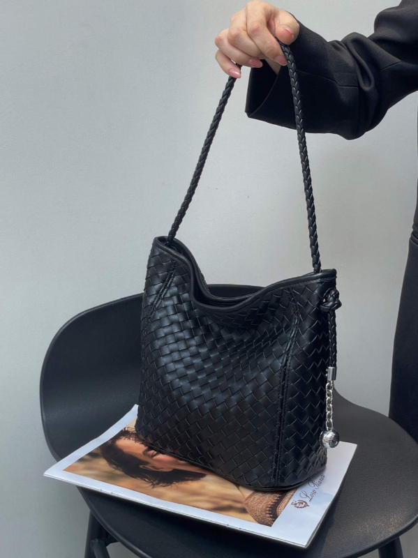 2026 nova moda: ručno tkana crossbody bucket torba, prostrana s velikim kapacitetom