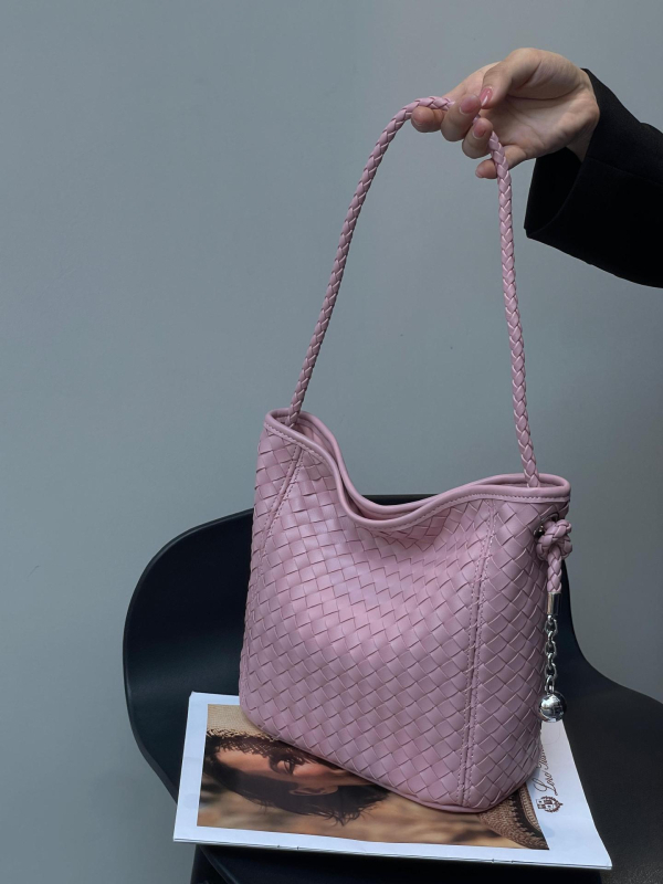 2026 nova moda: ručno tkana crossbody bucket torba, prostrana s velikim kapacitetom
