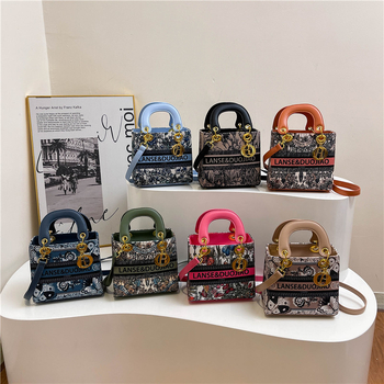 PU kožna ženska torbica u stilu Daffy – ljetna crossbody mala torba, svestrana