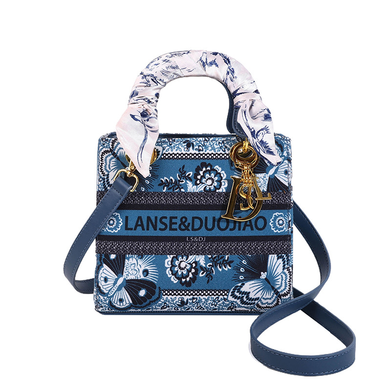 PU kožna ženska torbica u stilu Daffy – ljetna crossbody mala torba, svestrana