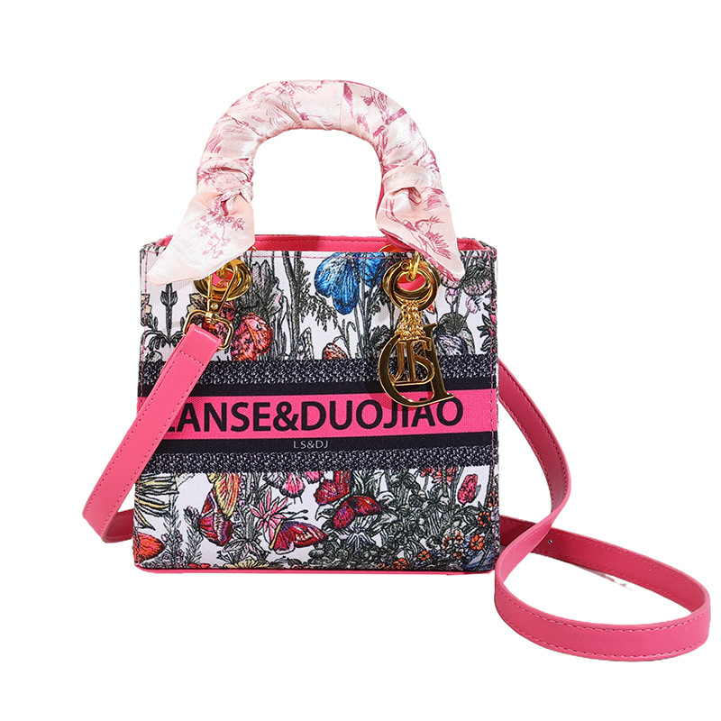 PU kožna ženska torbica u stilu Daffy – ljetna crossbody mala torba, svestrana