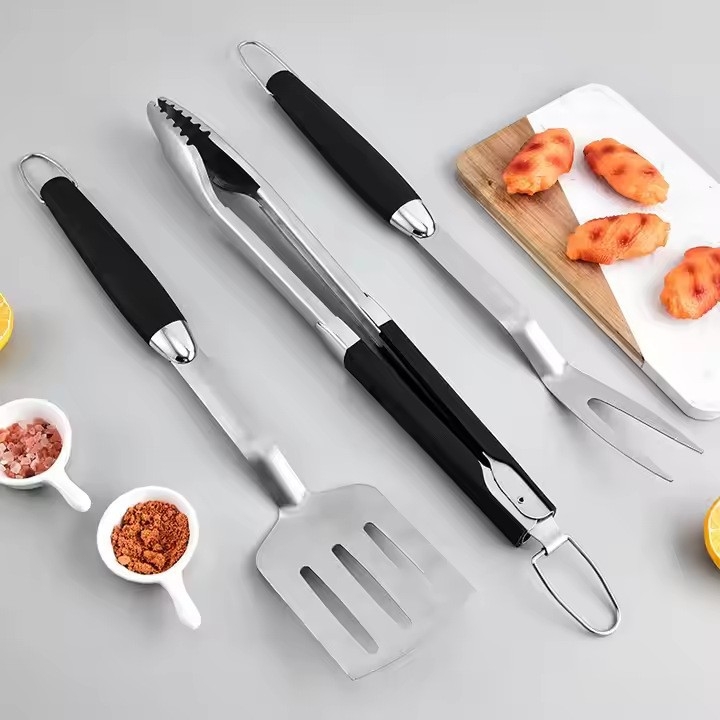 Set de unelte pentru grătar din oțel inoxidabil, 3 piese: furculiță pentru grătar, clește pentru grătar și spatulă pentru grătar