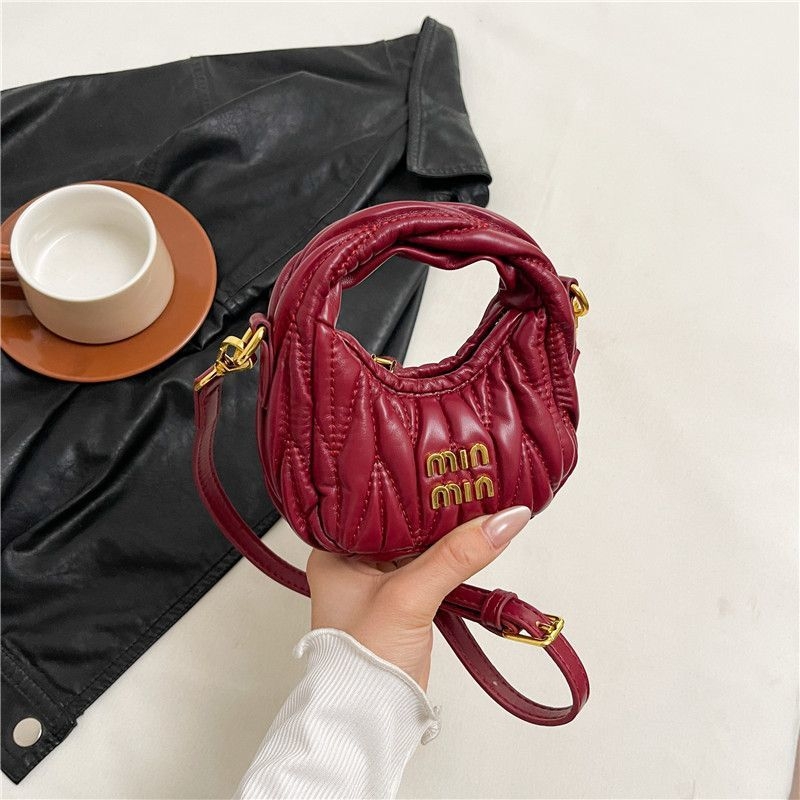 Mini plisirana torbica s polumjesecem, s ramenom i crossbody remenom, oblačna tekstura, ženska torba