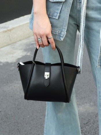 Ženska torbica od prave kože, bucket bag, ljeto 2025, ručna i preko ramena