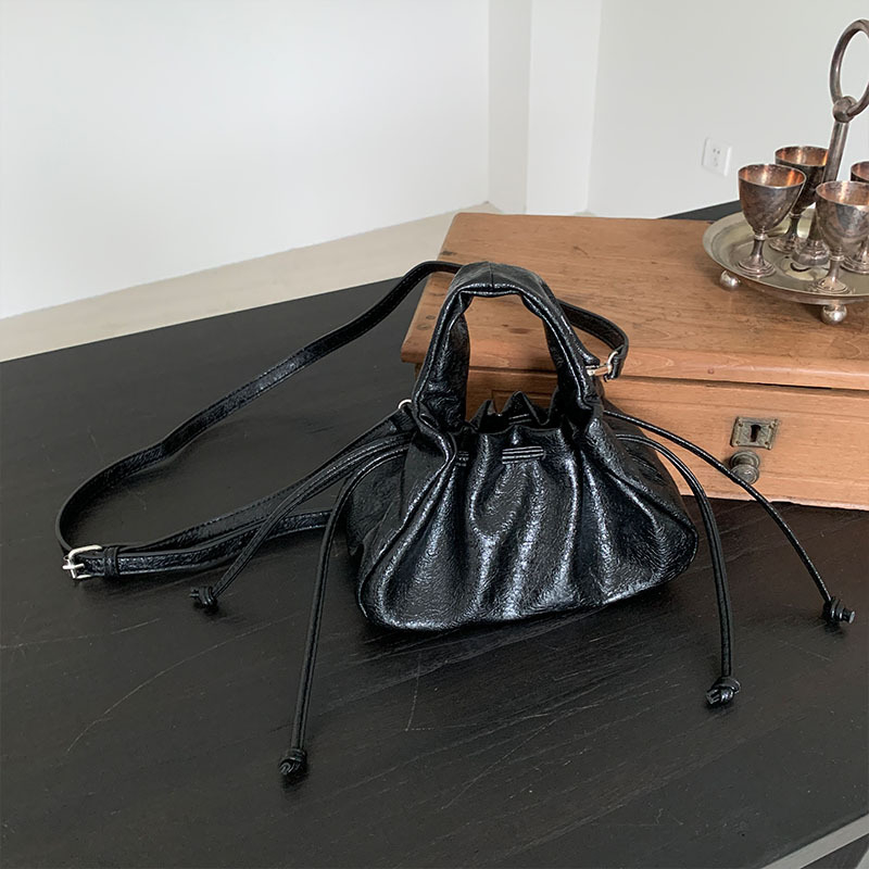 Ženska PU torbica za pazuhe, 2023 nova kolekcija, korejskog stila crossbody torba s motivom oblaka