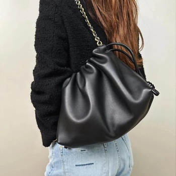 Cloud Bag első réteg marhabőrből húzózsinóros, kis méretű női bőrtáska, crossbody