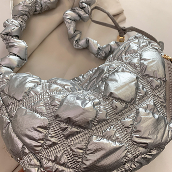 Torba za rameno s balon dizajnom, velika kapaciteta, dumpling stil, sjajan najlon, svakodnevna upotreba