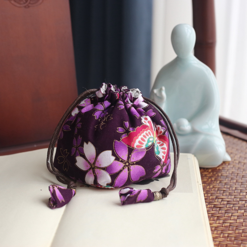 Sac de depozitare pentru set de ceai din material textil gros, bleumarin, pentru ceașcă ceramică și ceainic, închidere cu șnur, portabil.