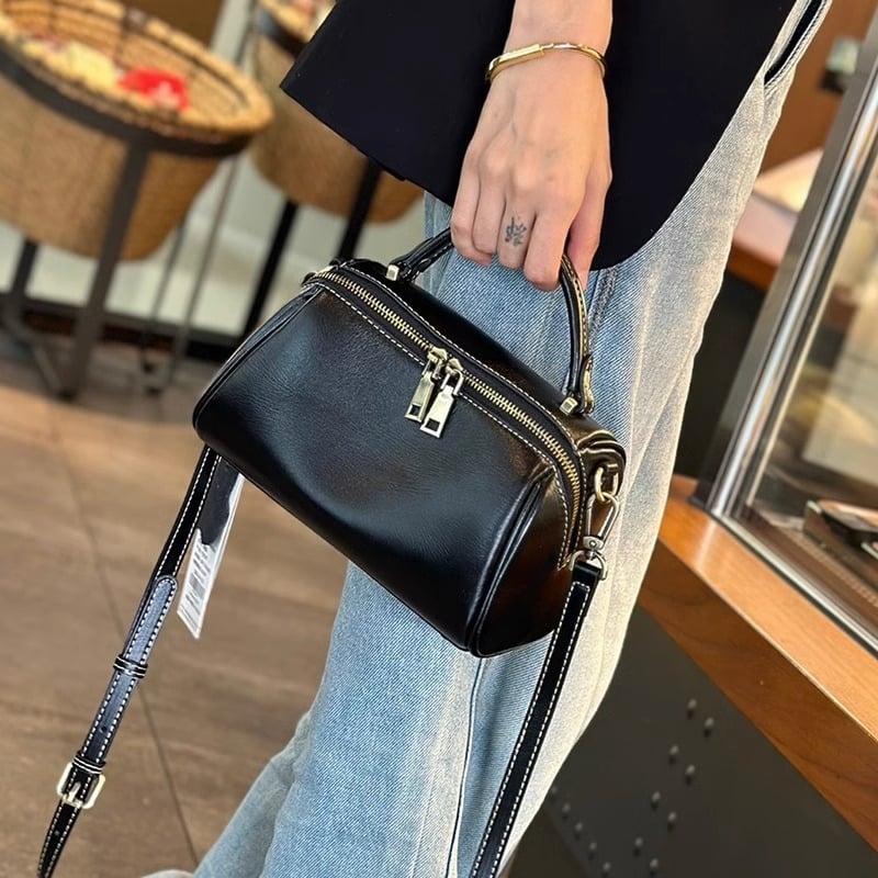 Ženska torbica od prave kože Boston Pillow, novi model 2024, gradski minimalistički stil, za rame ili crossbody, mala kvadratna torba