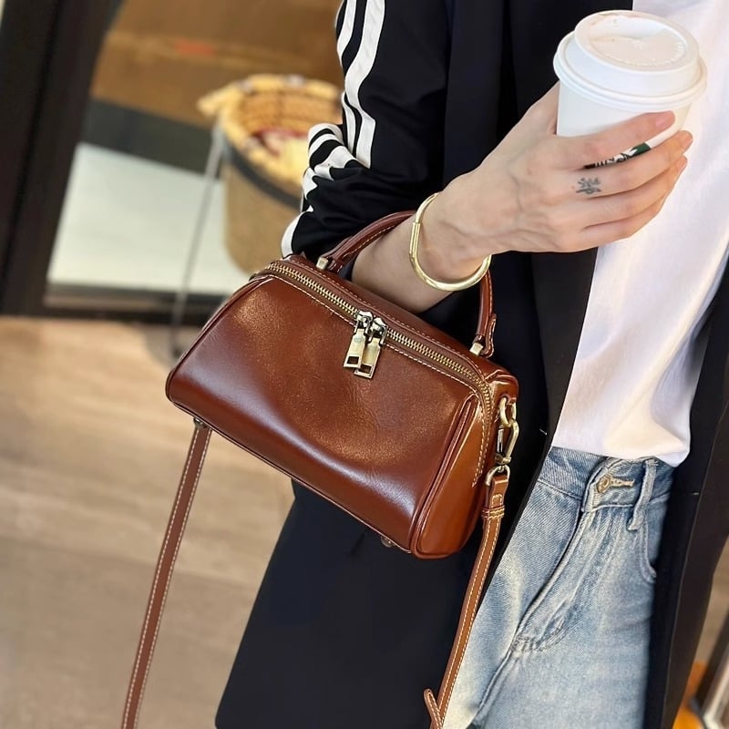 Ženska torbica od prave kože Boston Pillow, novi model 2024, gradski minimalistički stil, za rame ili crossbody, mala kvadratna torba