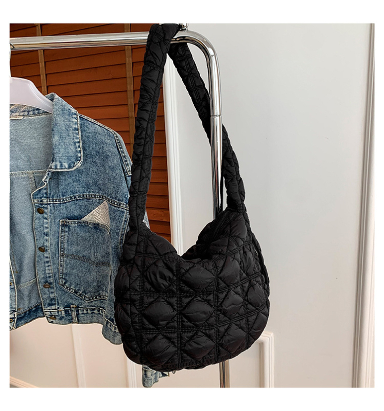Lagana ženska torbica s dijamantnim šivanjem i oblacnim dizajnom, moderni crossbody
