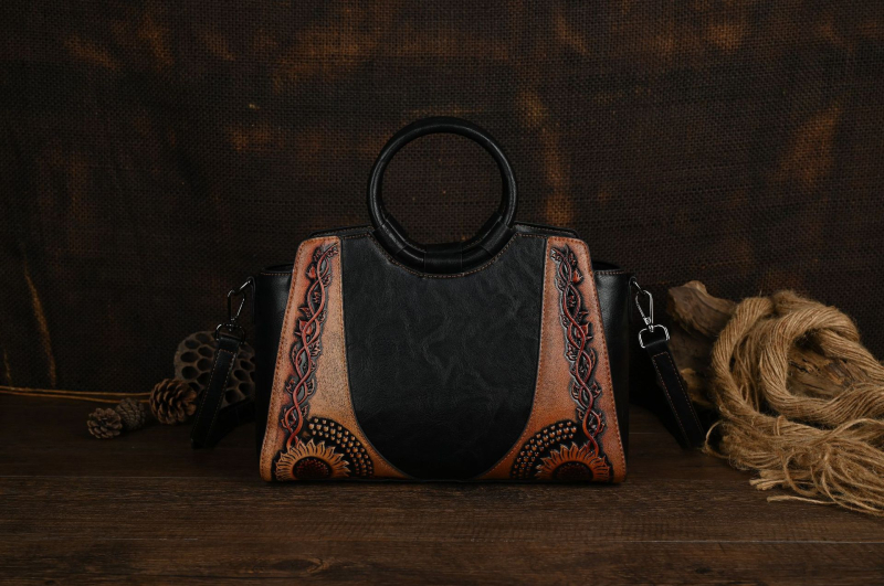 Ženska torbica na ramenu u umjetničko-retro uličnoj eleganciji s reljefnim cvjetnim motívima, svakodnevna upotreba