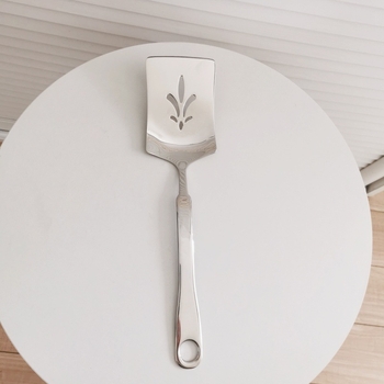 Set din oțel inoxidabil 304 pentru bucătărie, cu spatulă, spatulă pentru prăjit, tel pentru ouă, bețișor de amestecat, spatulă pentru friptură și presă de cartofi.
