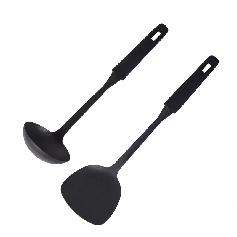 Set din fier pentru bucătărie: spatulă și lingură cu lamă îngroșată, mâner moale, protecție împotriva arsurilor