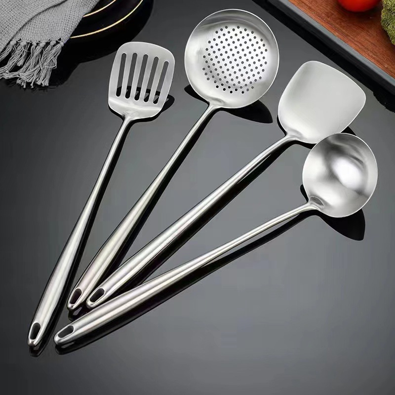Spatulă din oțel inoxidabil cu mâner lung pentru gătit acasă, rezistentă la căldură pentru prăjit, lingură mare cu găuri, spatulă de bucătar