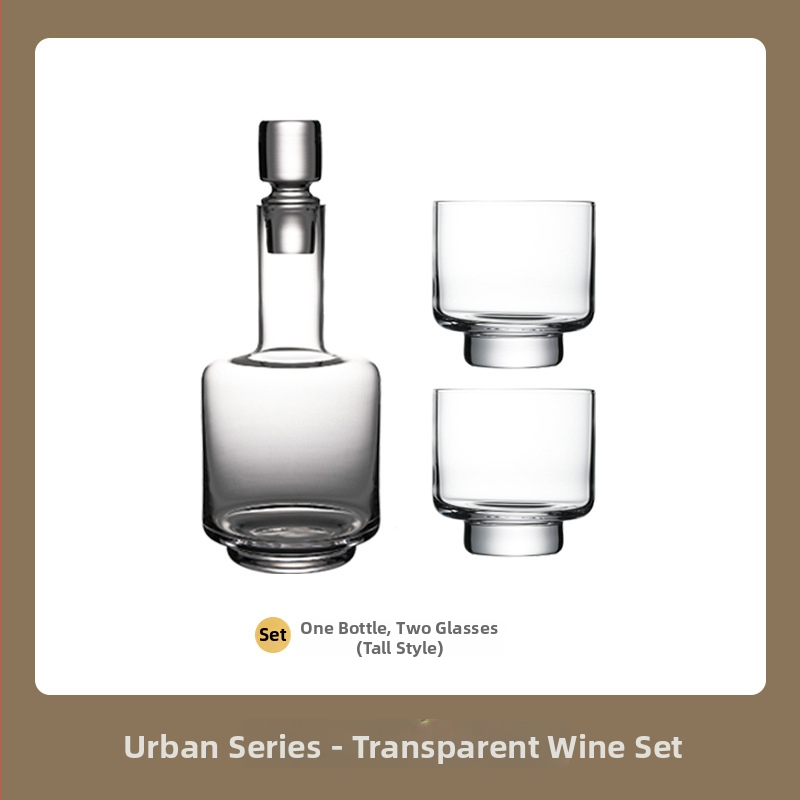 Minimalistický sklenený dekantér na whisky, moderný škandinávsky štýl