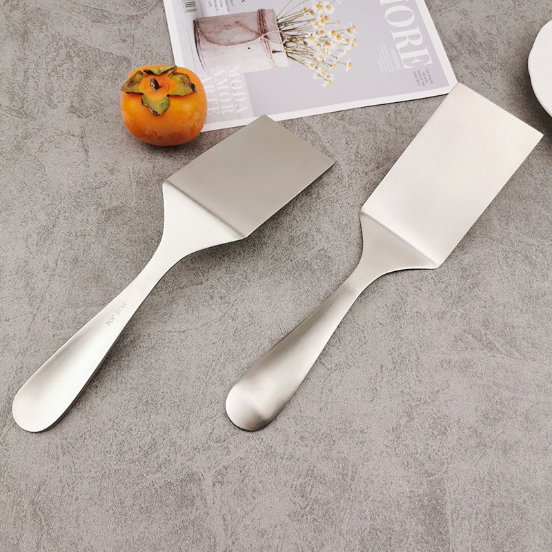 Spatulă din oțel inoxidabil 304 pentru gătit — pentru carne, grătar, prăjituri și pizza, finisaj mat.