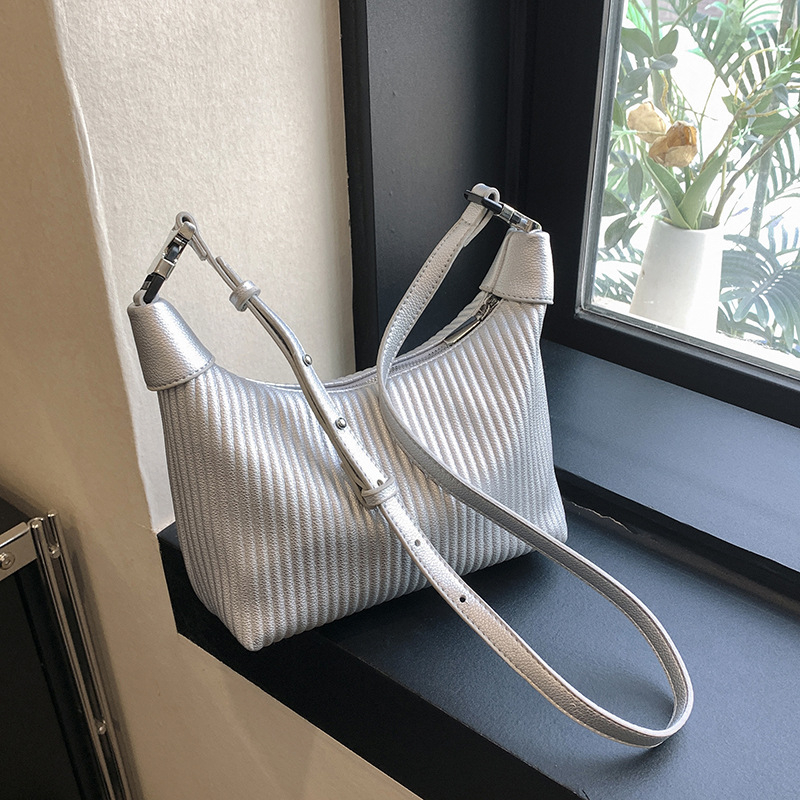 Blue Canon ženska PU plisirana bucket torba, preko ramena/crossbody, ljeto 2025