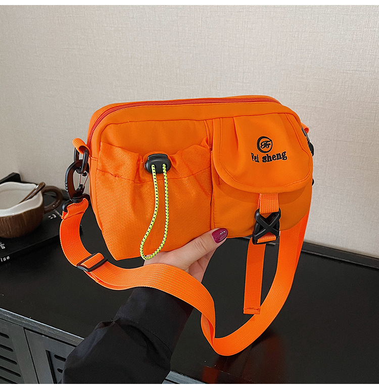 Ženska crossbody torba u stilu radne odjeće, mala kvadratna platnena torba s višestrukim džepovima, za svakodnevnu upotrebu, jesen 2025.