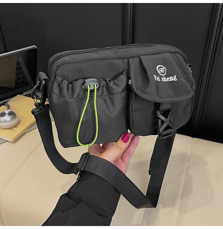 Ženska crossbody torba u stilu radne odjeće, mala kvadratna platnena torba s višestrukim džepovima, za svakodnevnu upotrebu, jesen 2025.