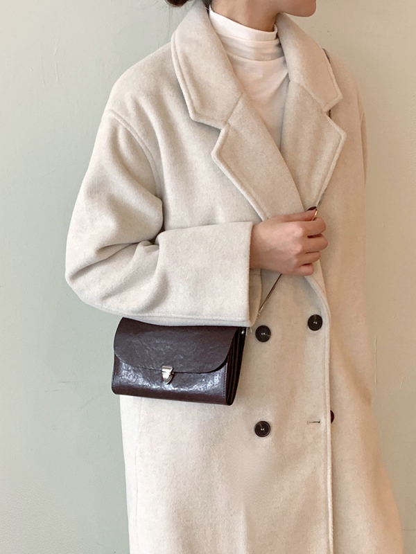 Ženska kuvert torba s presjedom ramena, 2026 novi model, koža prve klase teleće, retro casual stil, mala kvadratna torba s kožnim lancem