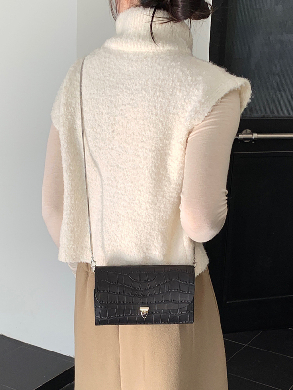 Ženska kuvert torba s presjedom ramena, 2026 novi model, koža prve klase teleće, retro casual stil, mala kvadratna torba s kožnim lancem