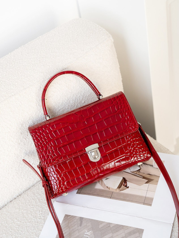 Ženska torbica od prave kože, mala kvadratna torba, 2026 novi stil, retro minimalistički dizajn, korejsko nadahnuće, crossbody torba za svakodnevnu upotrebu